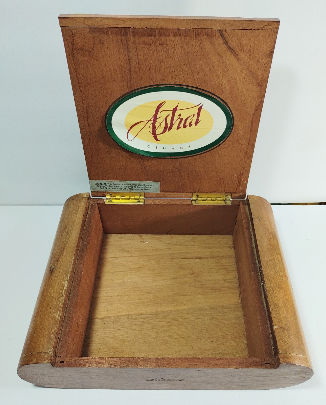 Astral Cigars Wooden Box Made in Honduras Vintage Rounded Ends 11.24×8.5×3.25
