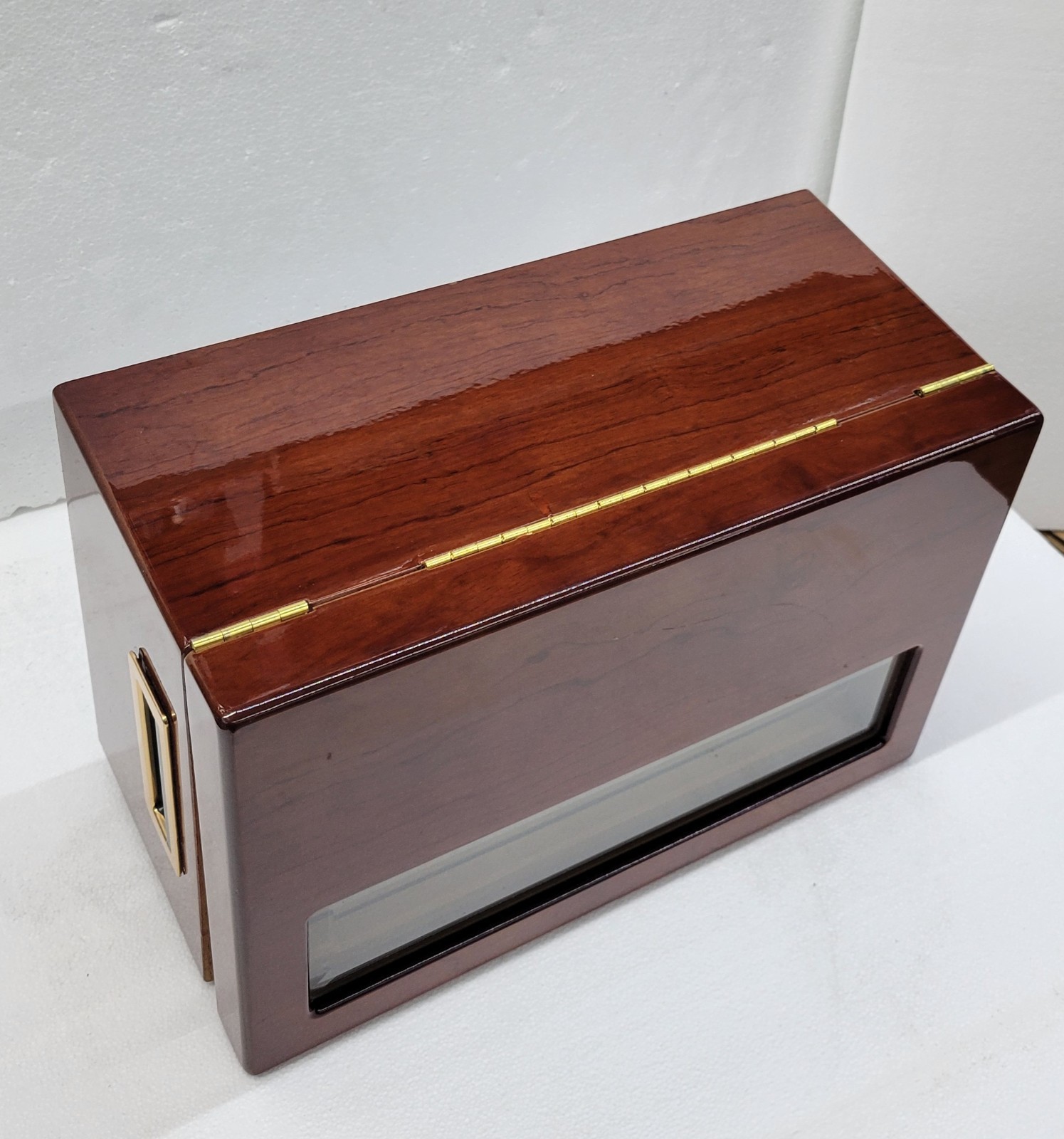 High-Gloss Cherrywood, Cedar Lining, Glass Top Cigar Humidor For 120 Cigars
