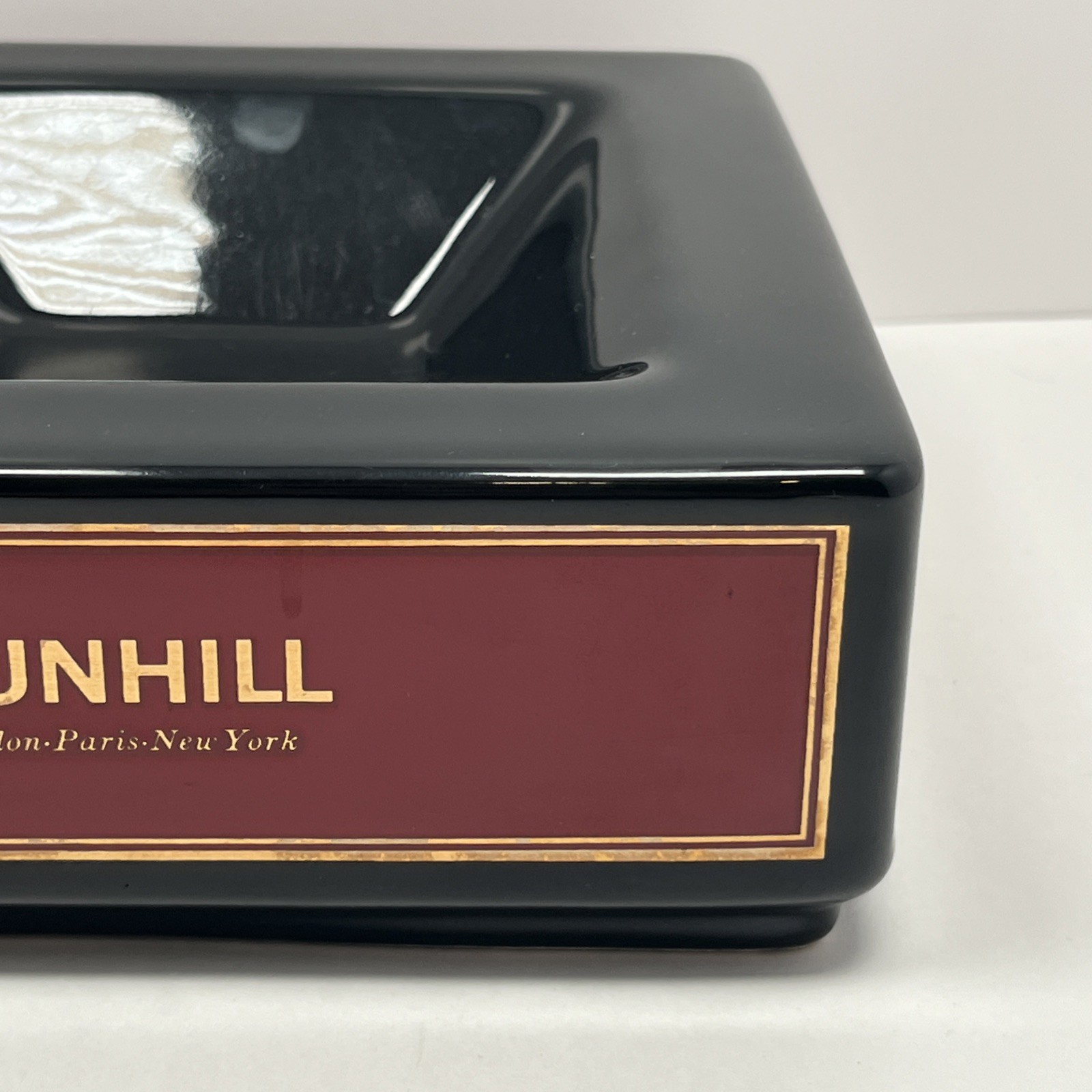 Vintage Wade Dunhill Ashtray Large Cigar Cigarette London Paris New York 7″x 7”
