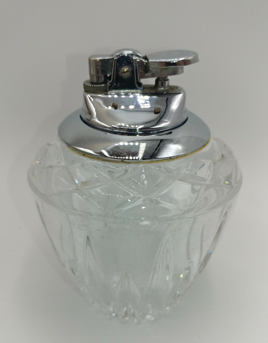 Vtg Clear Crystal Cut Glass Table Top Lighter Chrome Cigarette Tabaco 4.5″ Japan