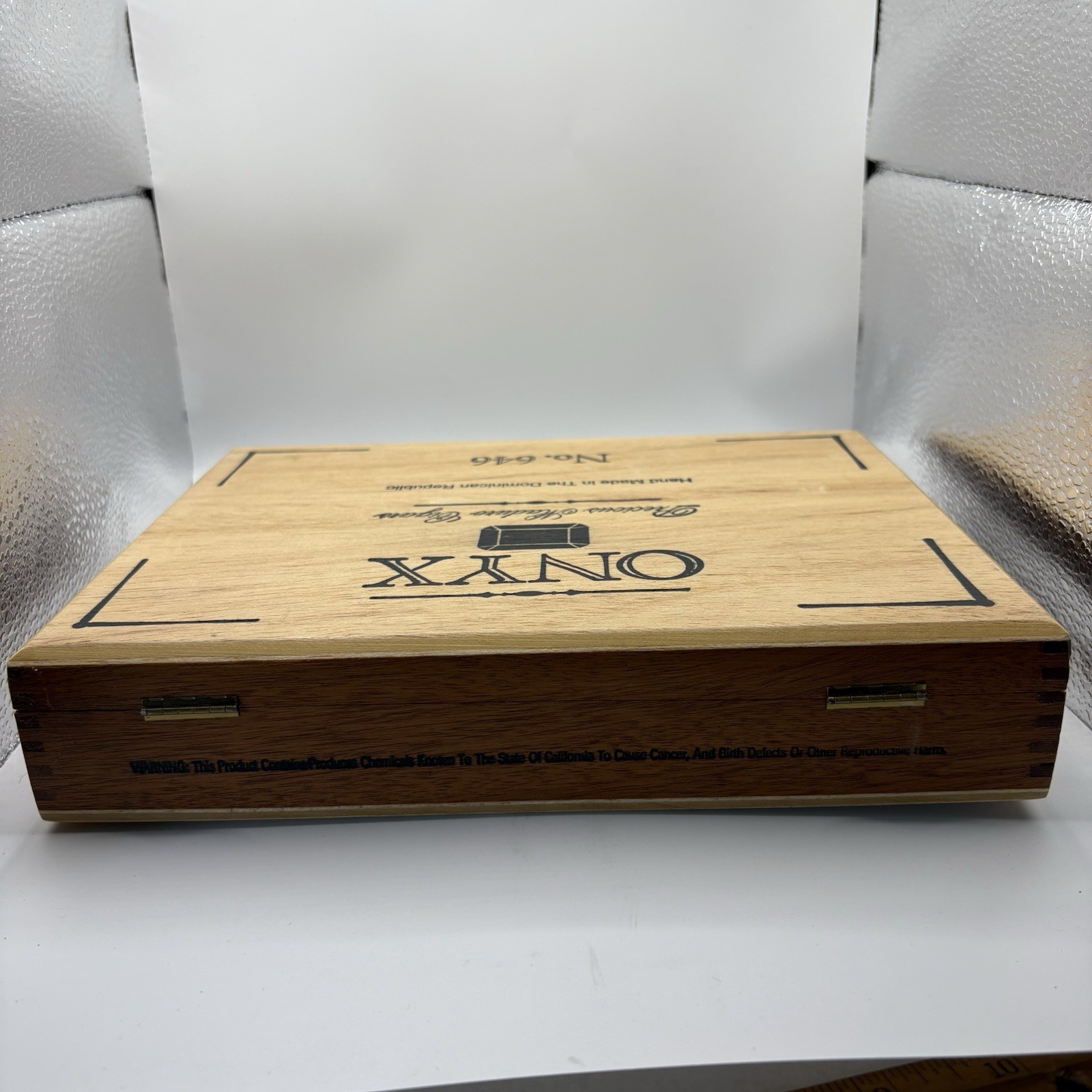 Onyx No. 646 Vintage Empty Cigar Wood Box Dominican Republic Dovetail Wooden