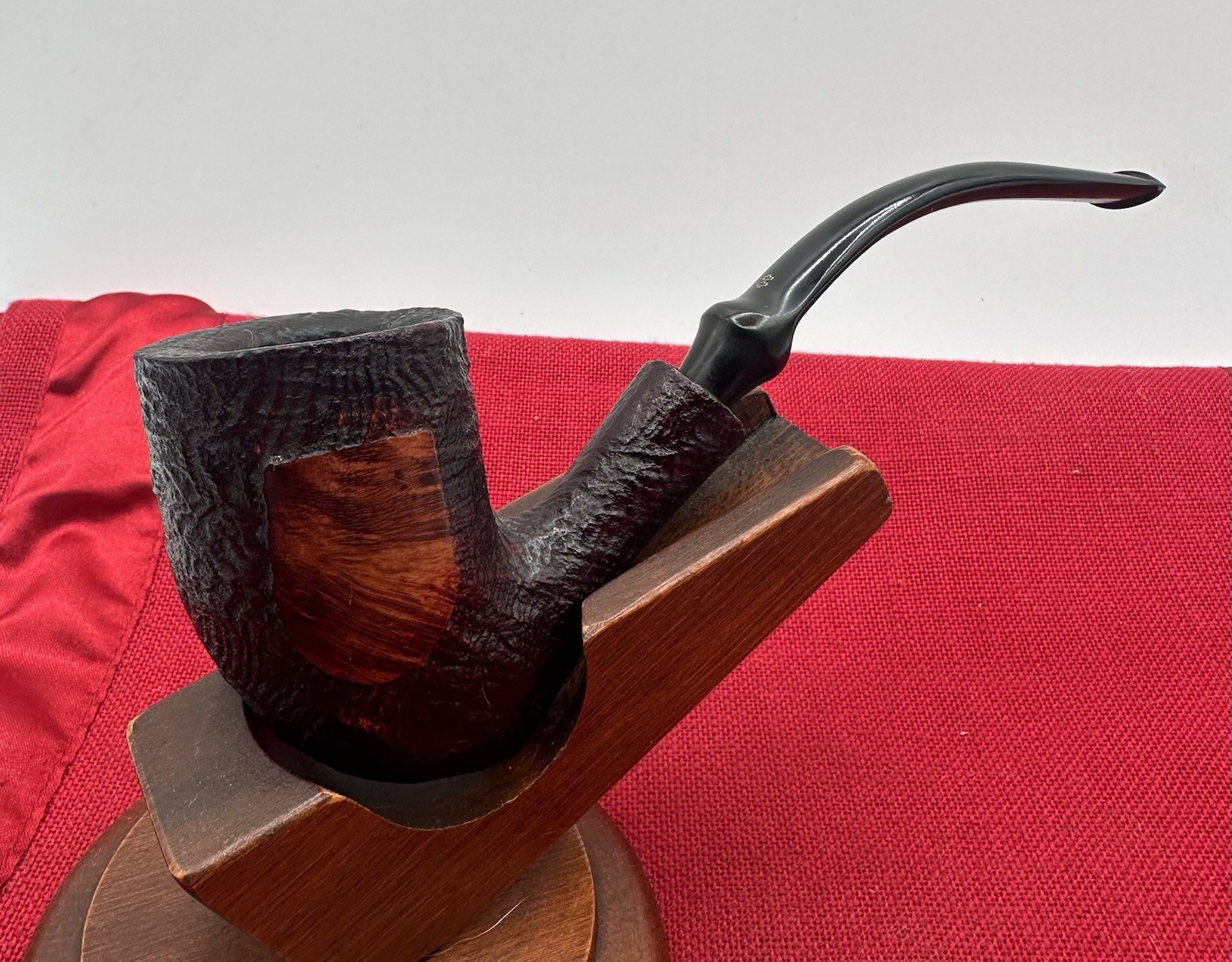 Vintage Hilson Estate Bent Smoking Pipe Shield Boler Largo #221 Belgium
