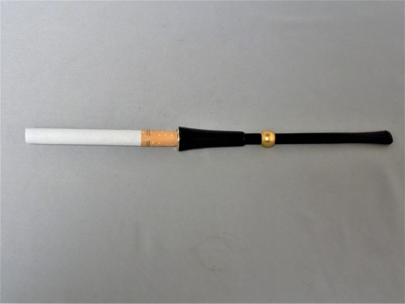 MITCHELL THOMAS CLASSIC ITALIAN EJECTOR CIGARETTE HOLDER w/GOLD BEAD 6″ NOS