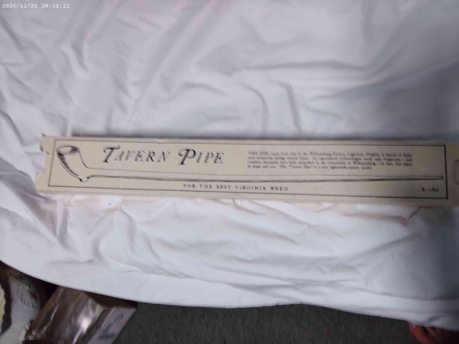 Vintage Tavern Williamsburg Pottery Pipe For The Best Virginia Weed 16″ NIB