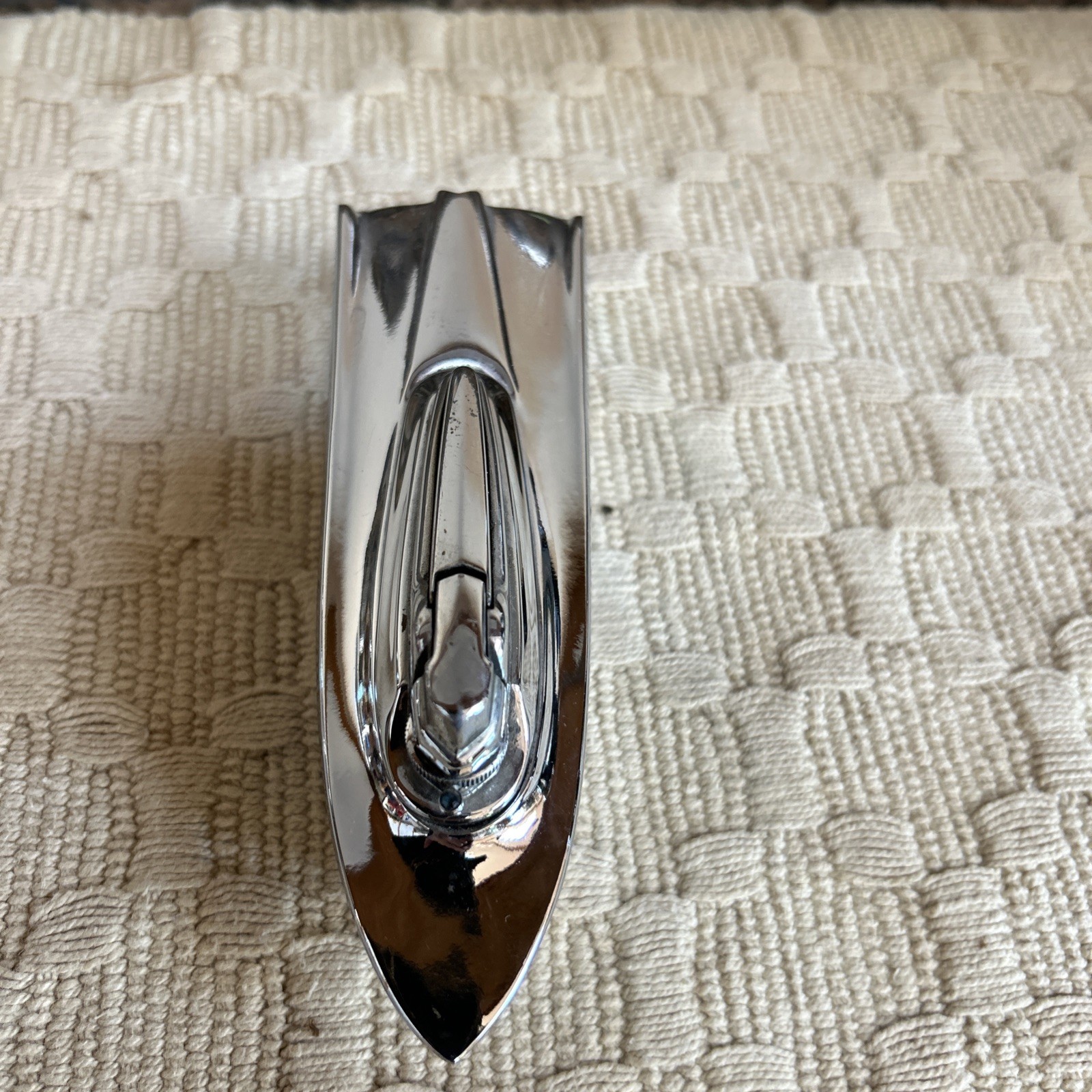 Vintage Ronson Art Deco Futura Varaflame Boat Space Ship Table Lighter