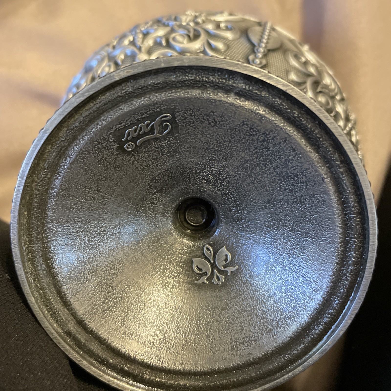 Vintage Windproof Ashtray with Lid Tabletop Portable Cigarette Ashtray