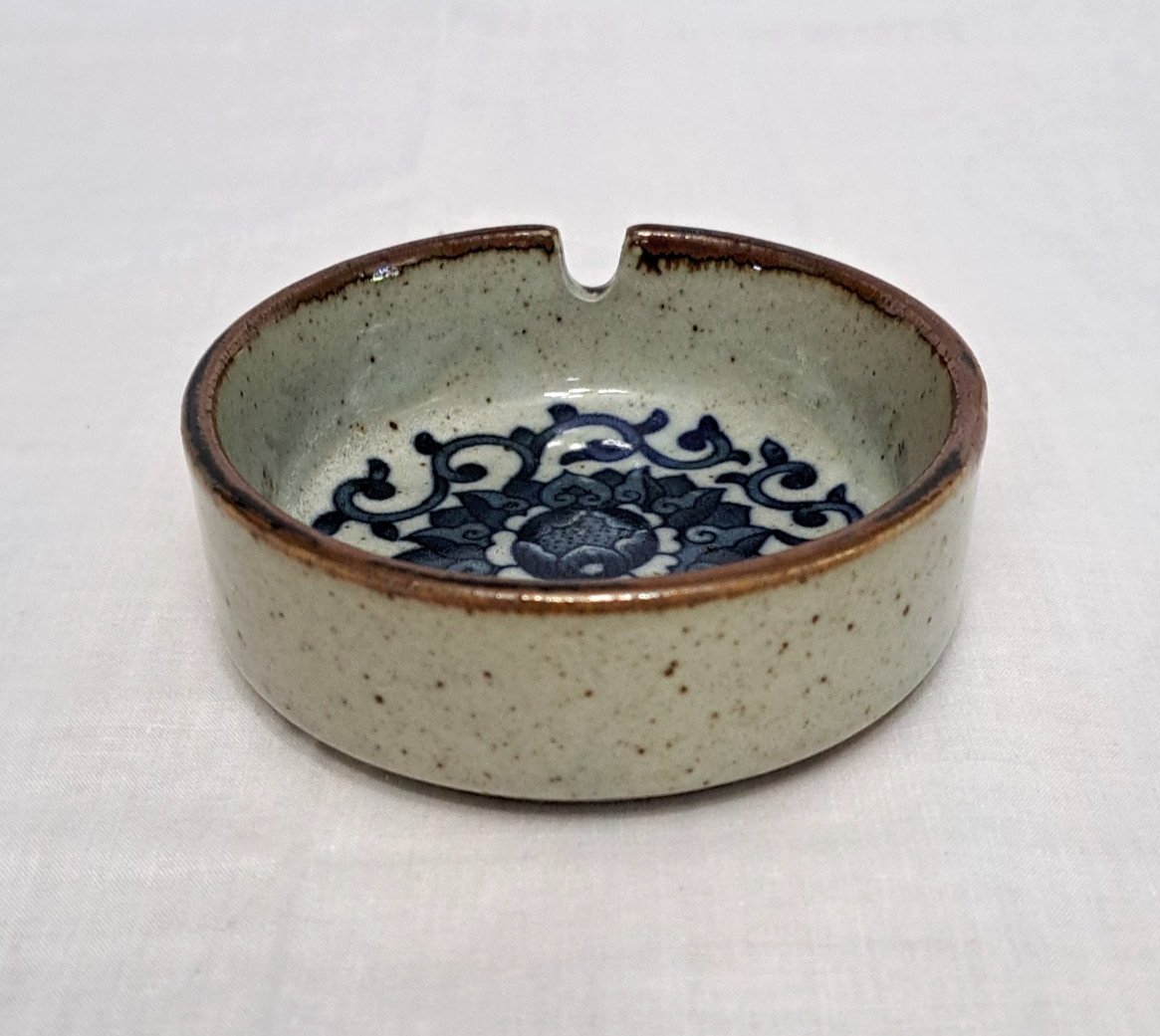 Vintage Otagiri OMC Japanese Glazed Stoneware Ashtray Speckled Beige Blue Floral