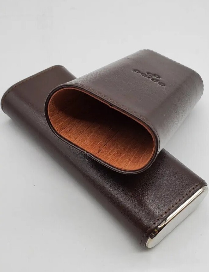 Pardo 3 Cigar – Case Genuine Leather with Spanish Cedar Lining