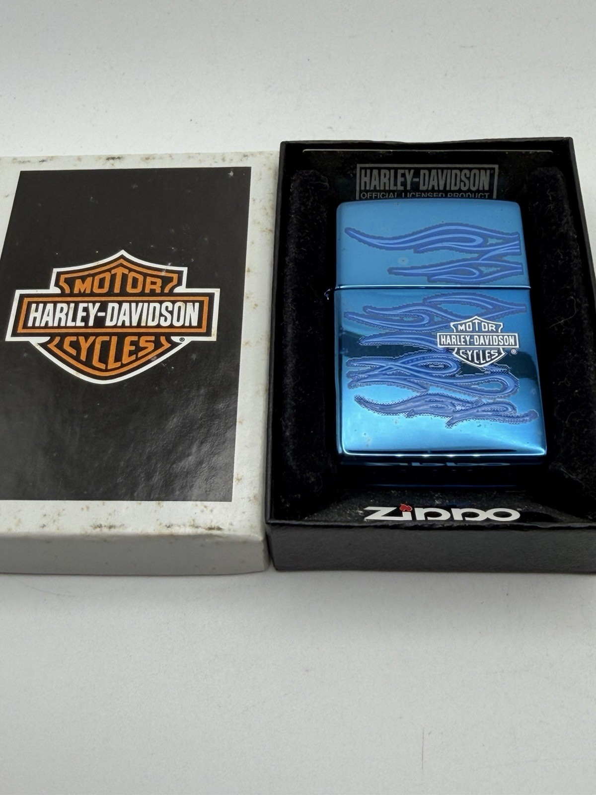 Vintage 2009 Harley Davidson Ghost Flames Blue Sapphire Zippo Lighter NEW B29