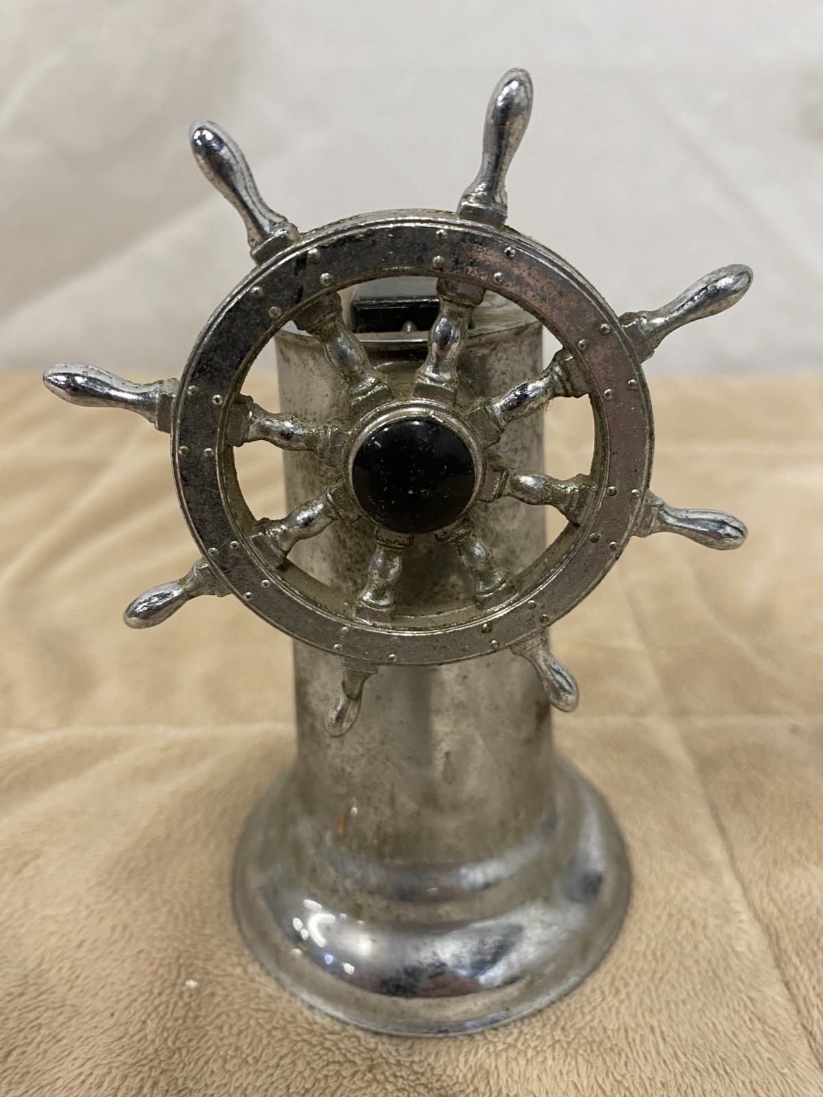 Vintage Unique Hamilton Lighter Chrome Nautical Ships Wheel – Lighter pops up