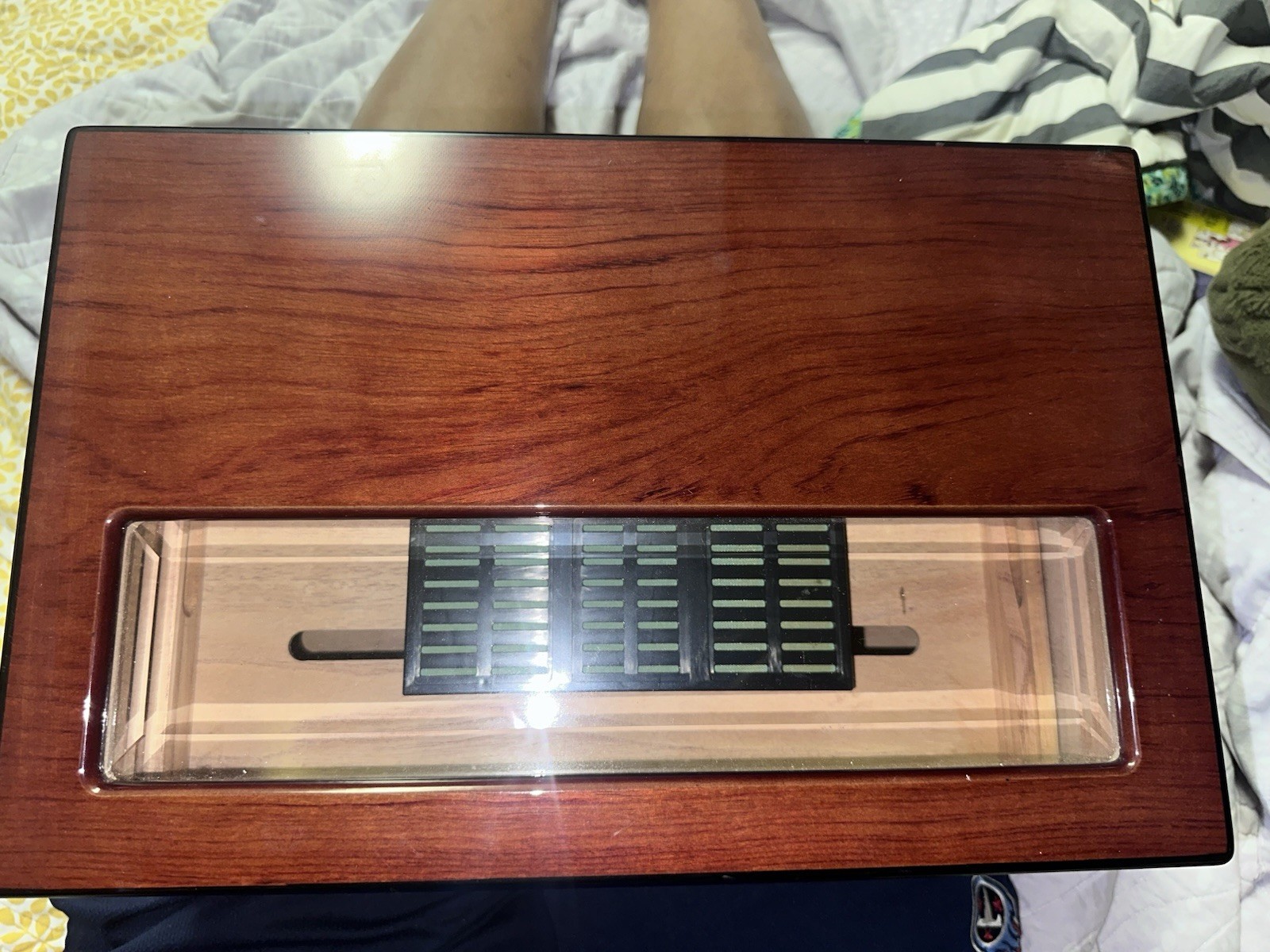 Cuban Crafters Cigar Humidor ￼