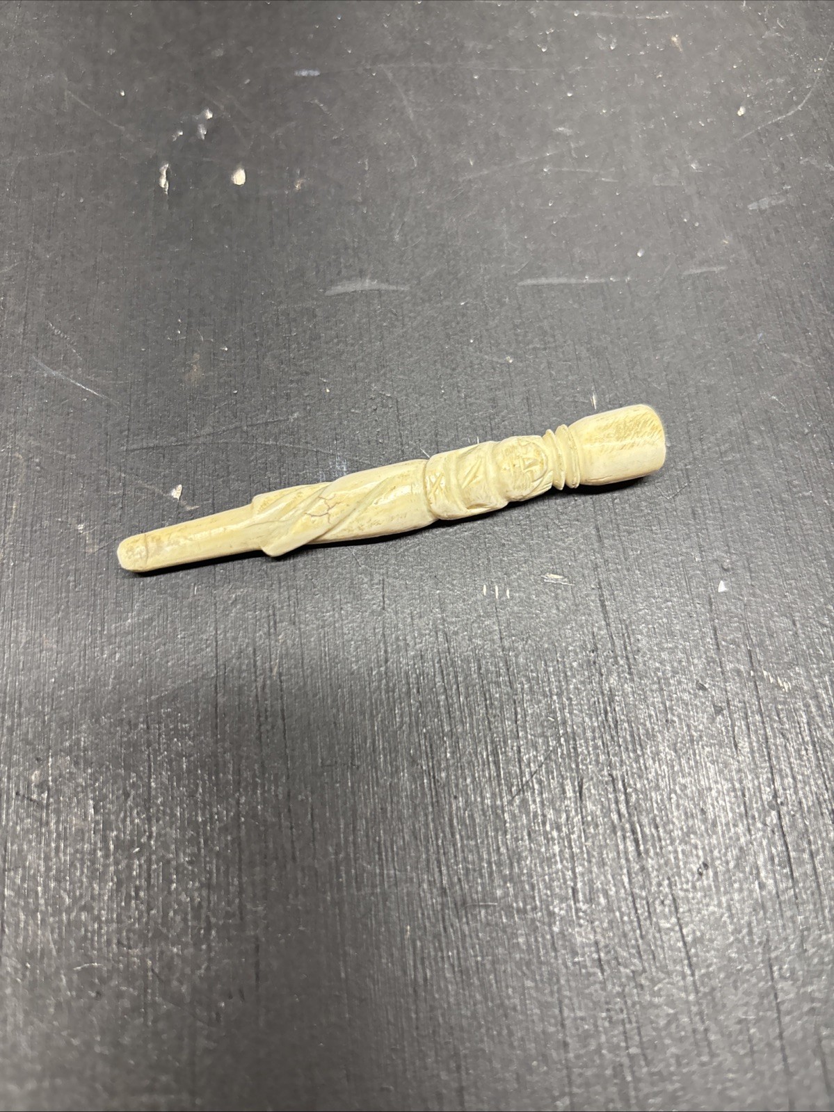 Vintage Hand-Carved Floral Flower Cigarette Holder 3″