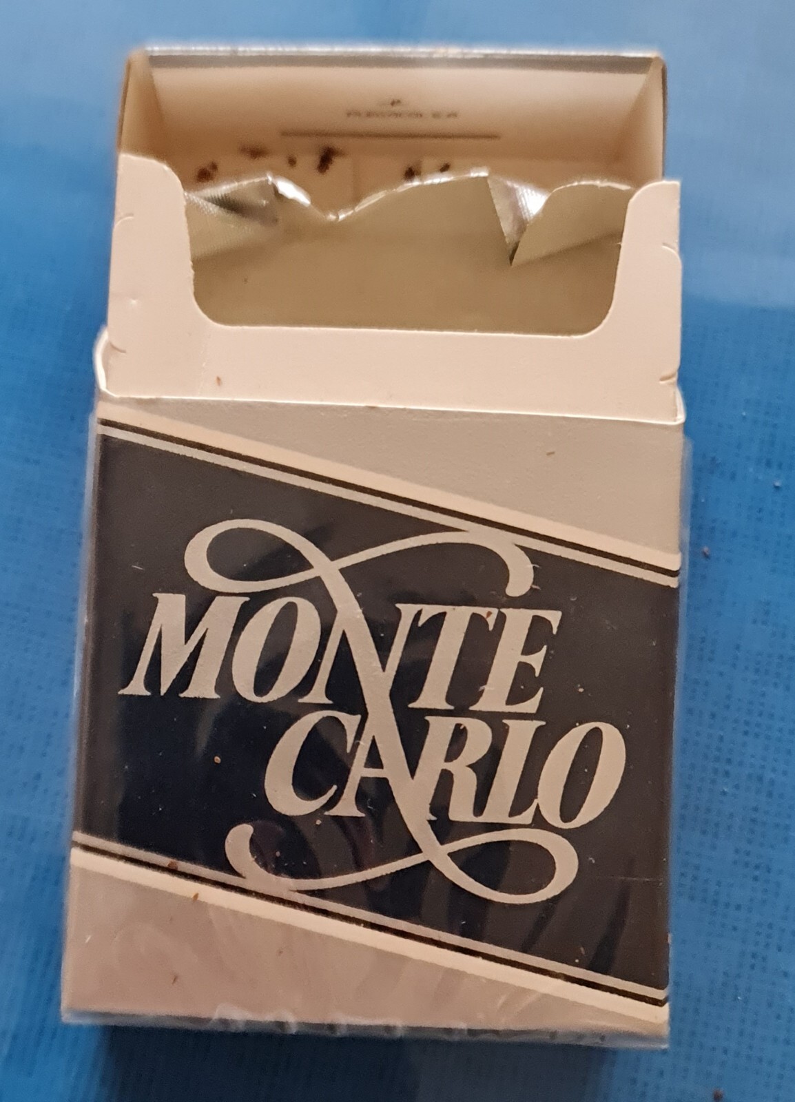 VINTAGE AUTHENTIC COLOMBIA MONTE CARLO 80’S CIGARETTE PACKET TOBACCO EMPTY BOX