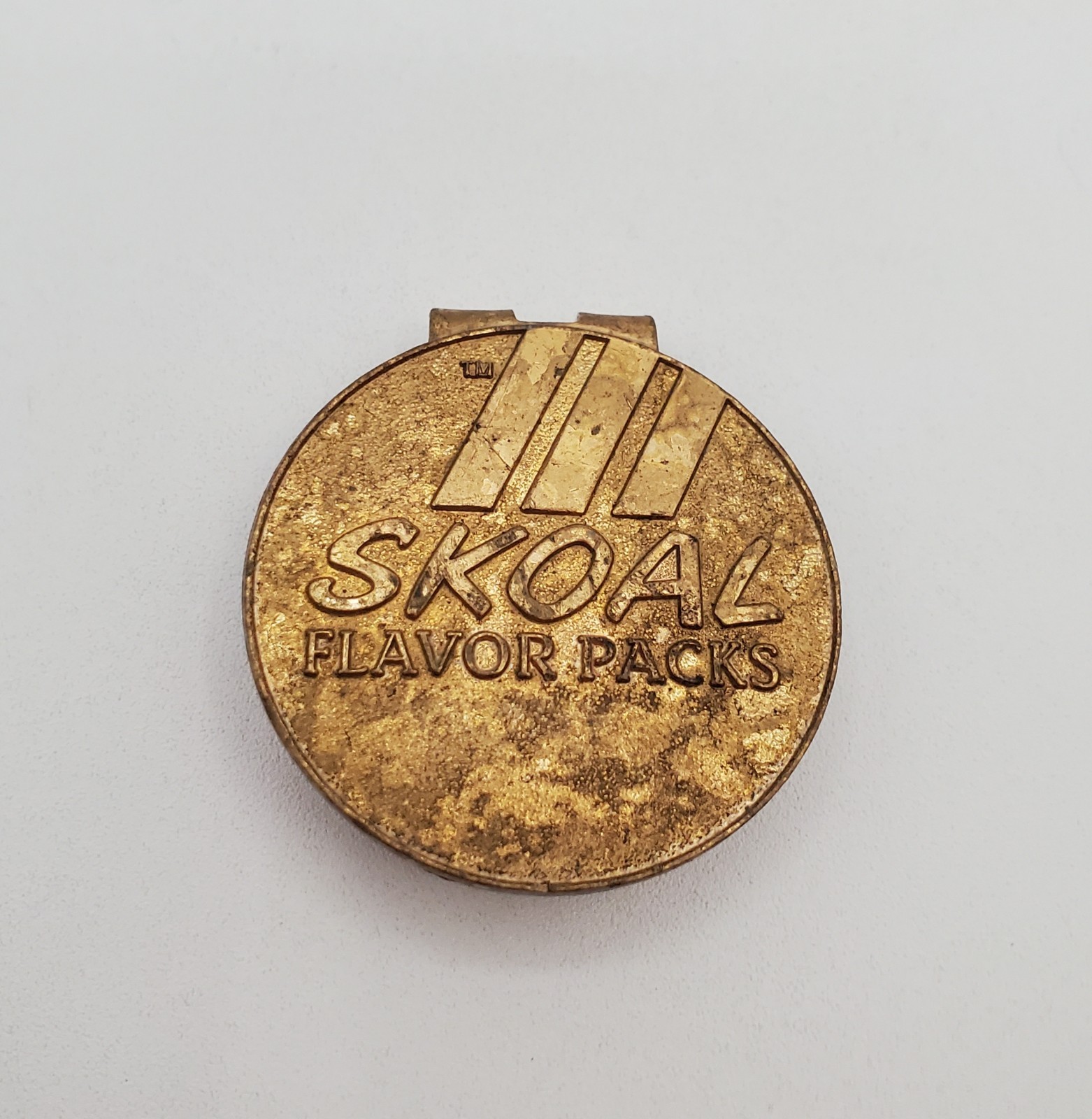 VTG Skoal Flavor Packs Promo Money Clip 1.75in Gold Tone Metal Cash Cards Strong