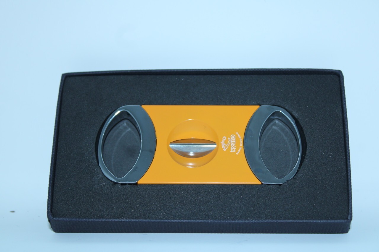 CUBAN CRAFTERS YELLOW V -CUTTER