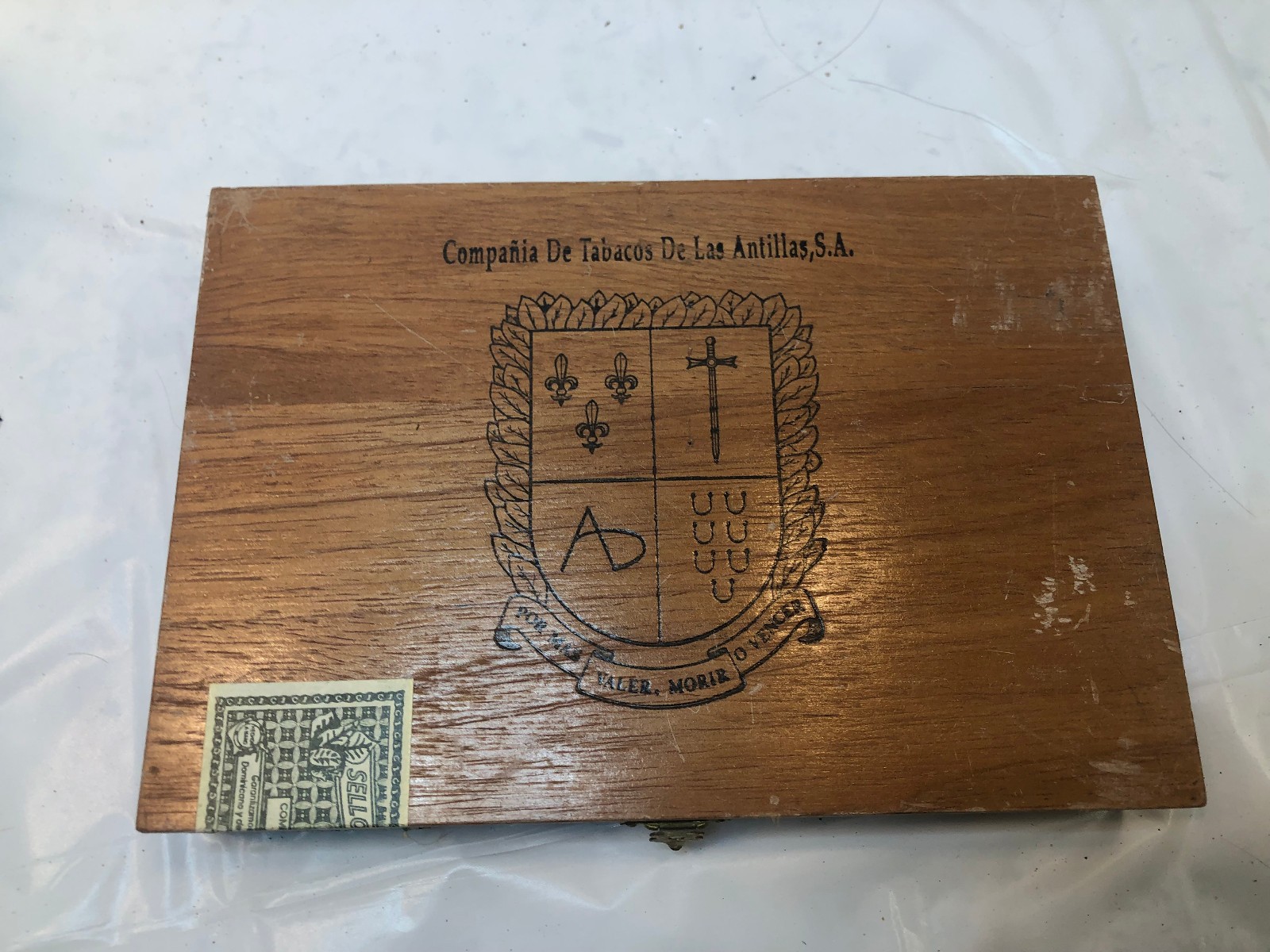 Vintage Cigar Box Compania de Tabacos De Las Antillas Tobacco – Empty