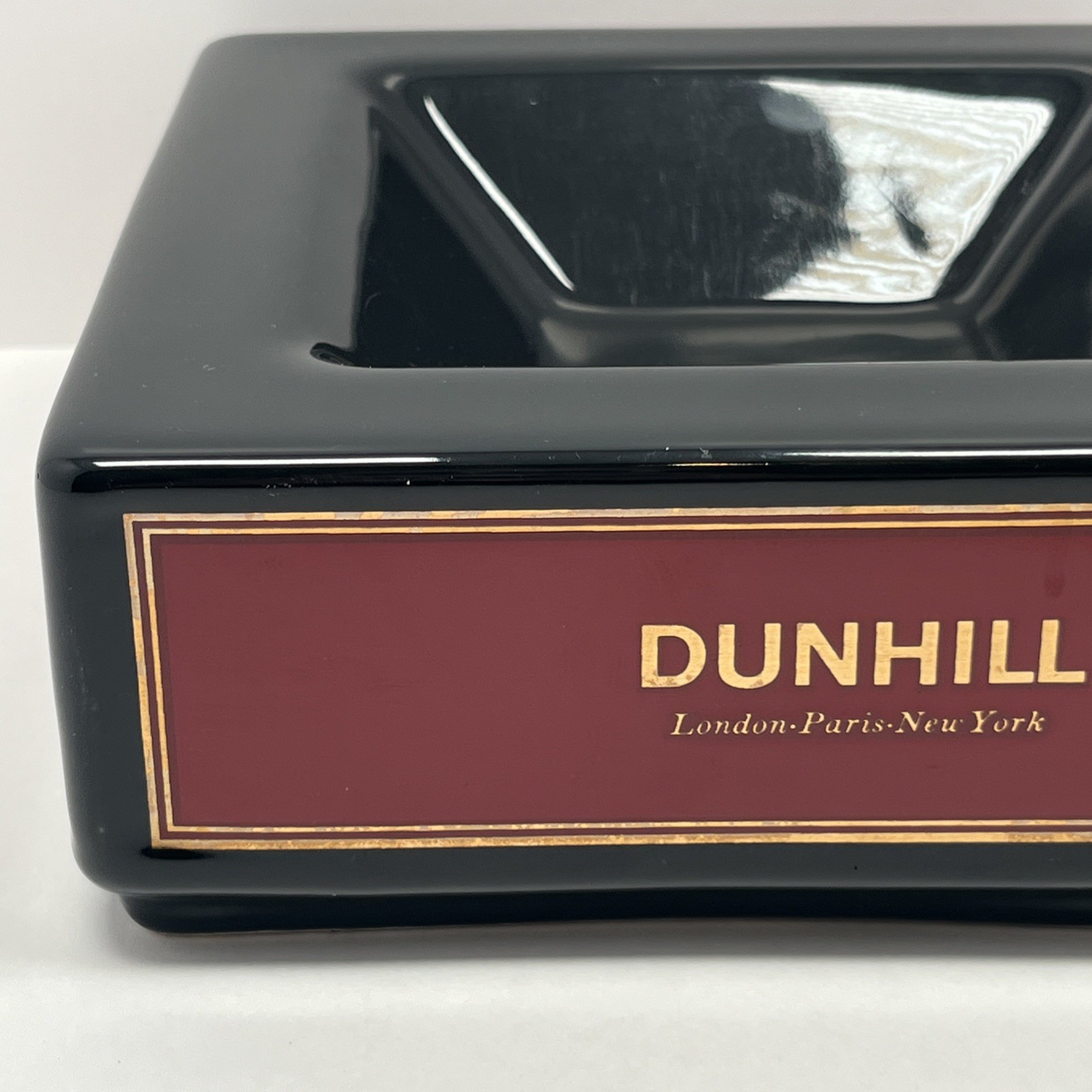 Vintage Wade Dunhill Ashtray Large Cigar Cigarette London Paris New York 7″x 7”