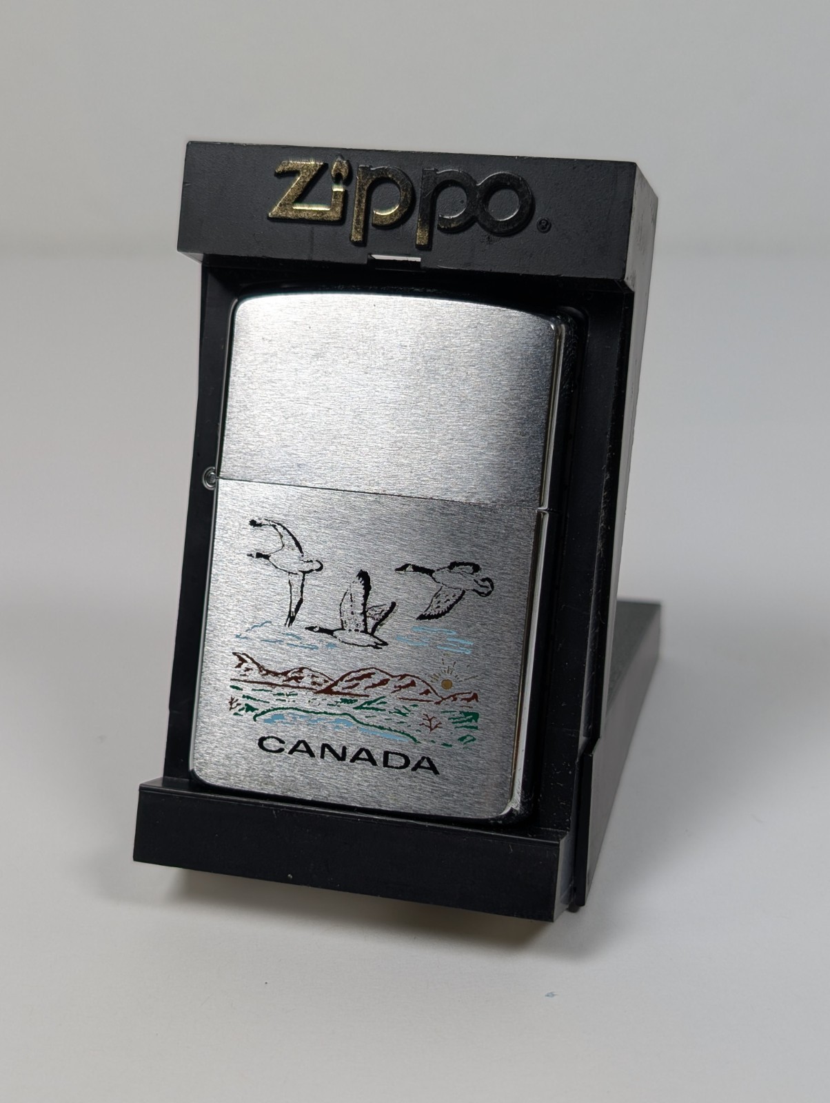 Vtg Zippo Lighter CANADA GEESE 1989 Brushed Chrome Niagara Falls Ontario