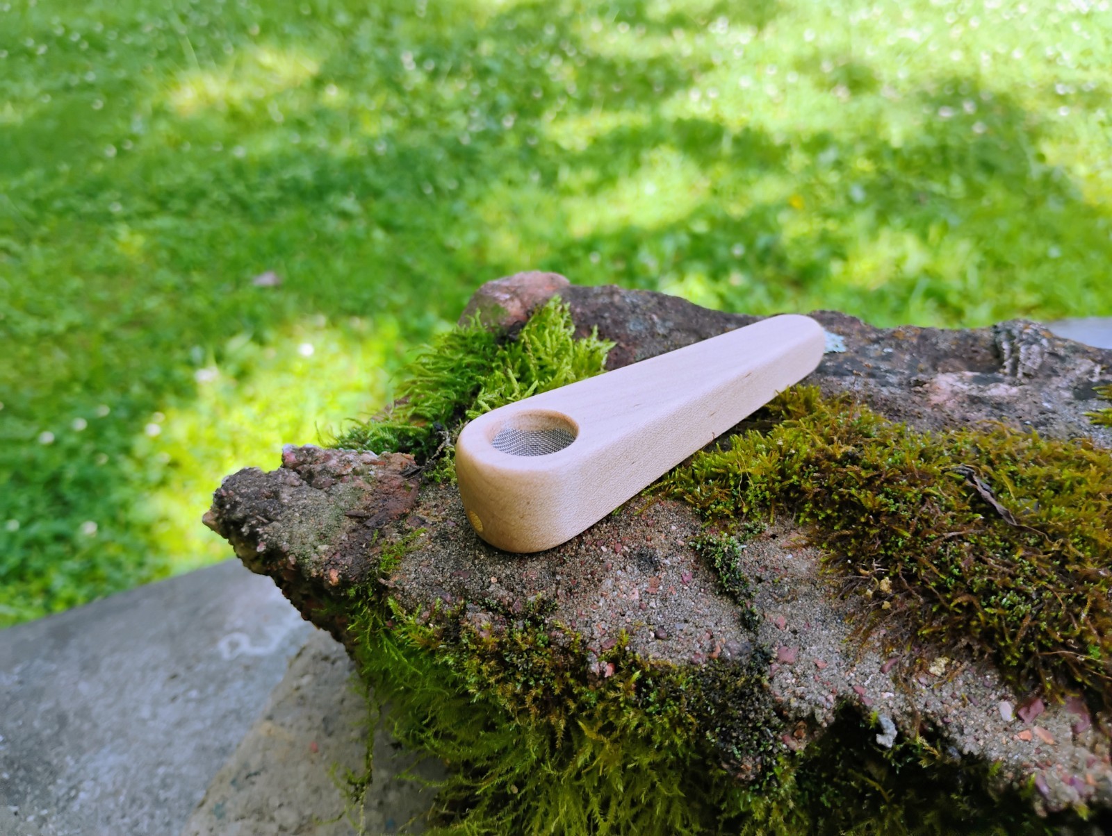 Handmade In USA 3.5 Inch Maple Wooden Slim Cone Smoking Pipe With 5 Screens