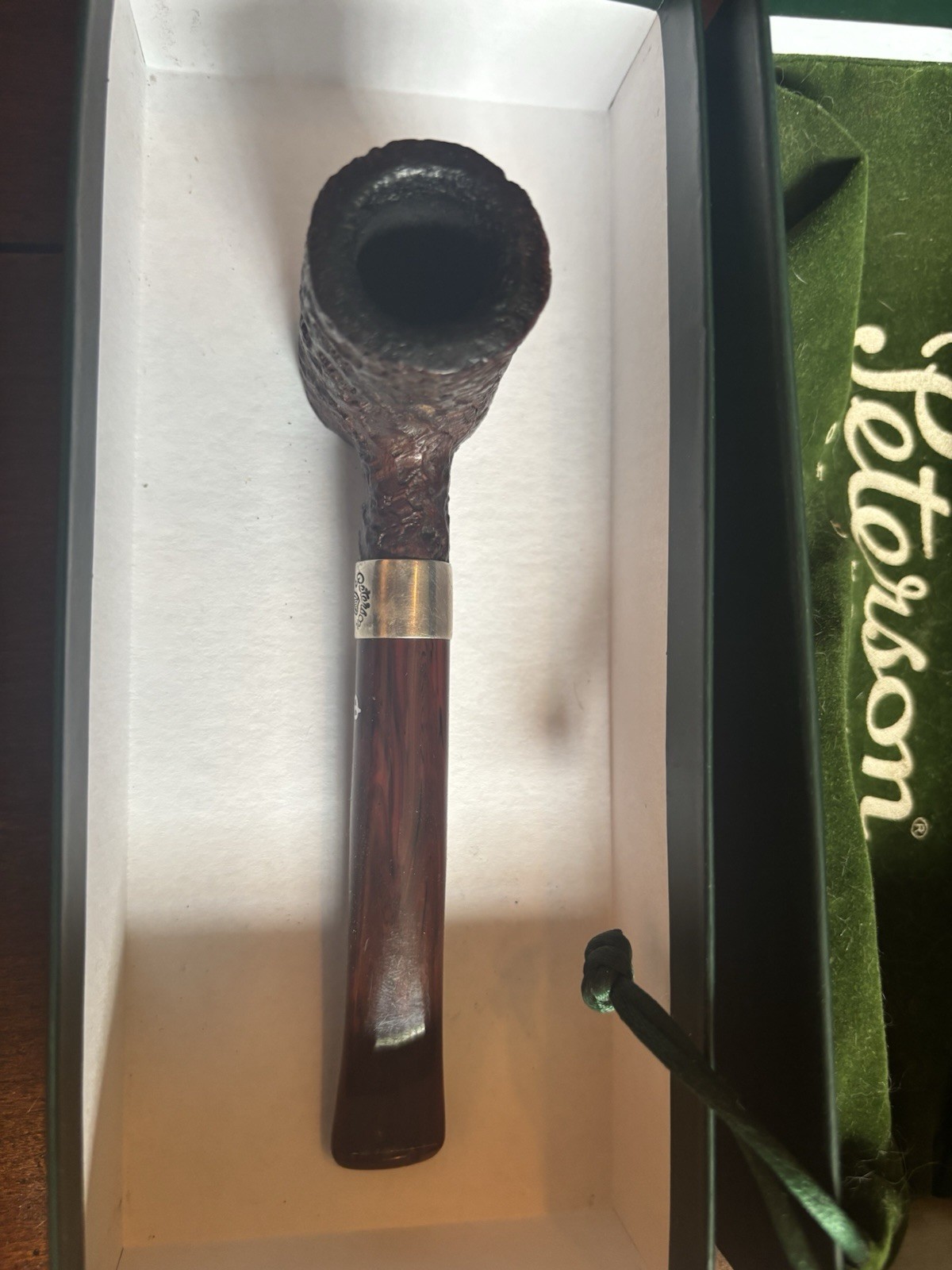 Peterson Irish Harp Pipe Sandblasted (701) Estate Pipe