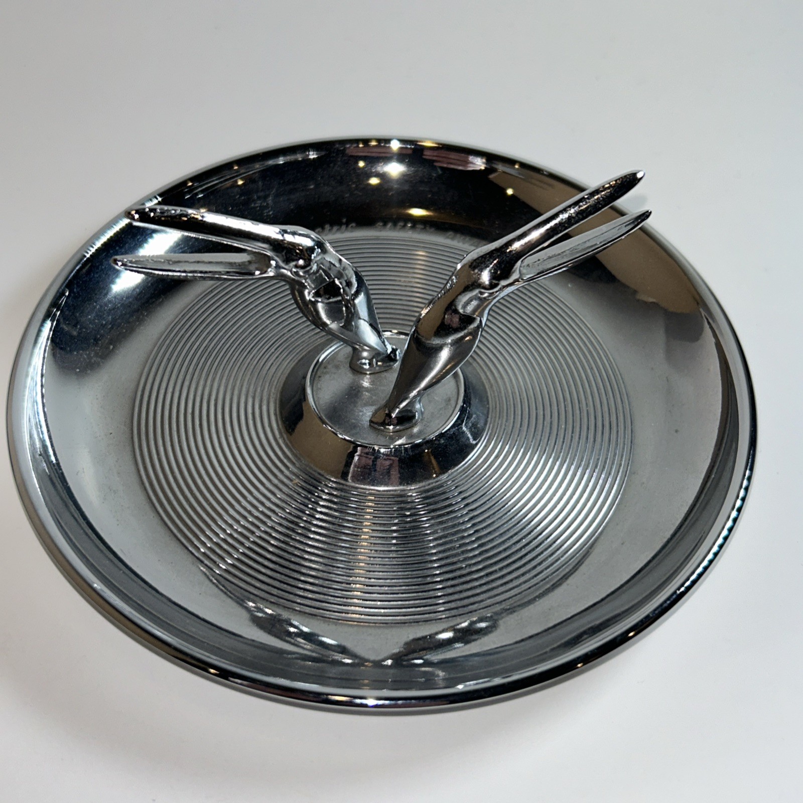 ENGRAVED WESTERN ELECTRIC CHROME TOUCAN MCM HAMILTON PINCHERETTE ASHTRAY 1950s