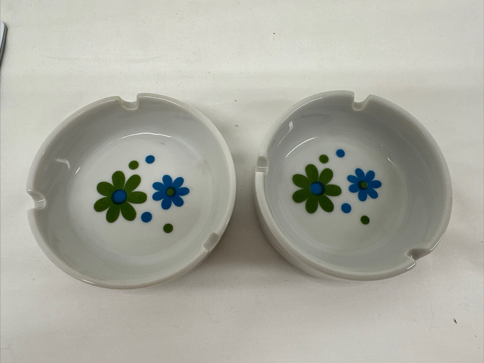 VTG Ash Tray Blue/Green Daisy Flower Power MCM Round Porcelain Lot Of 2