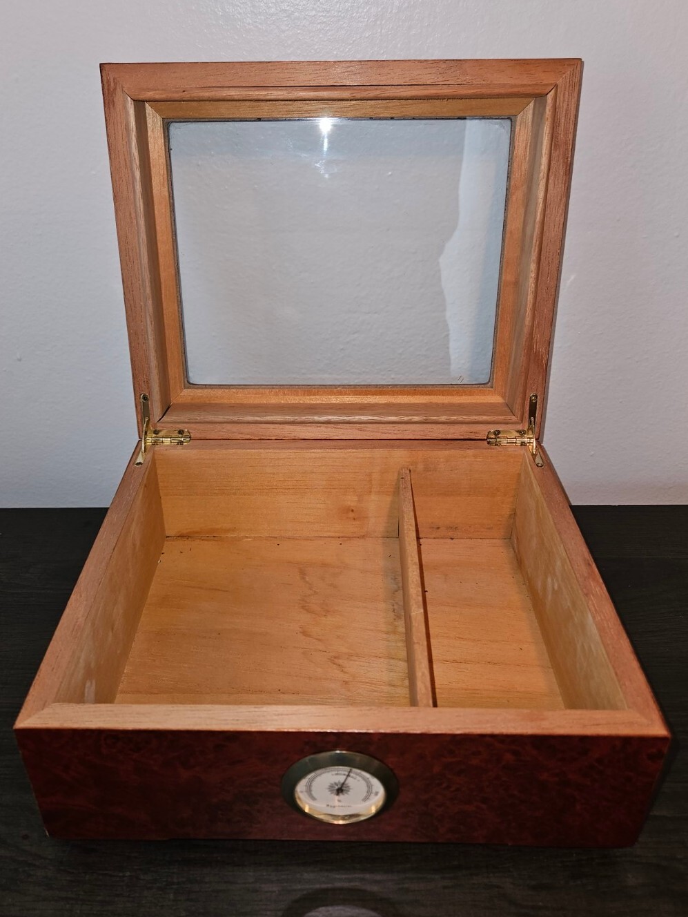 Cuban Crafters Humidors 10” W x 8.5” X 4.5” Glass Top