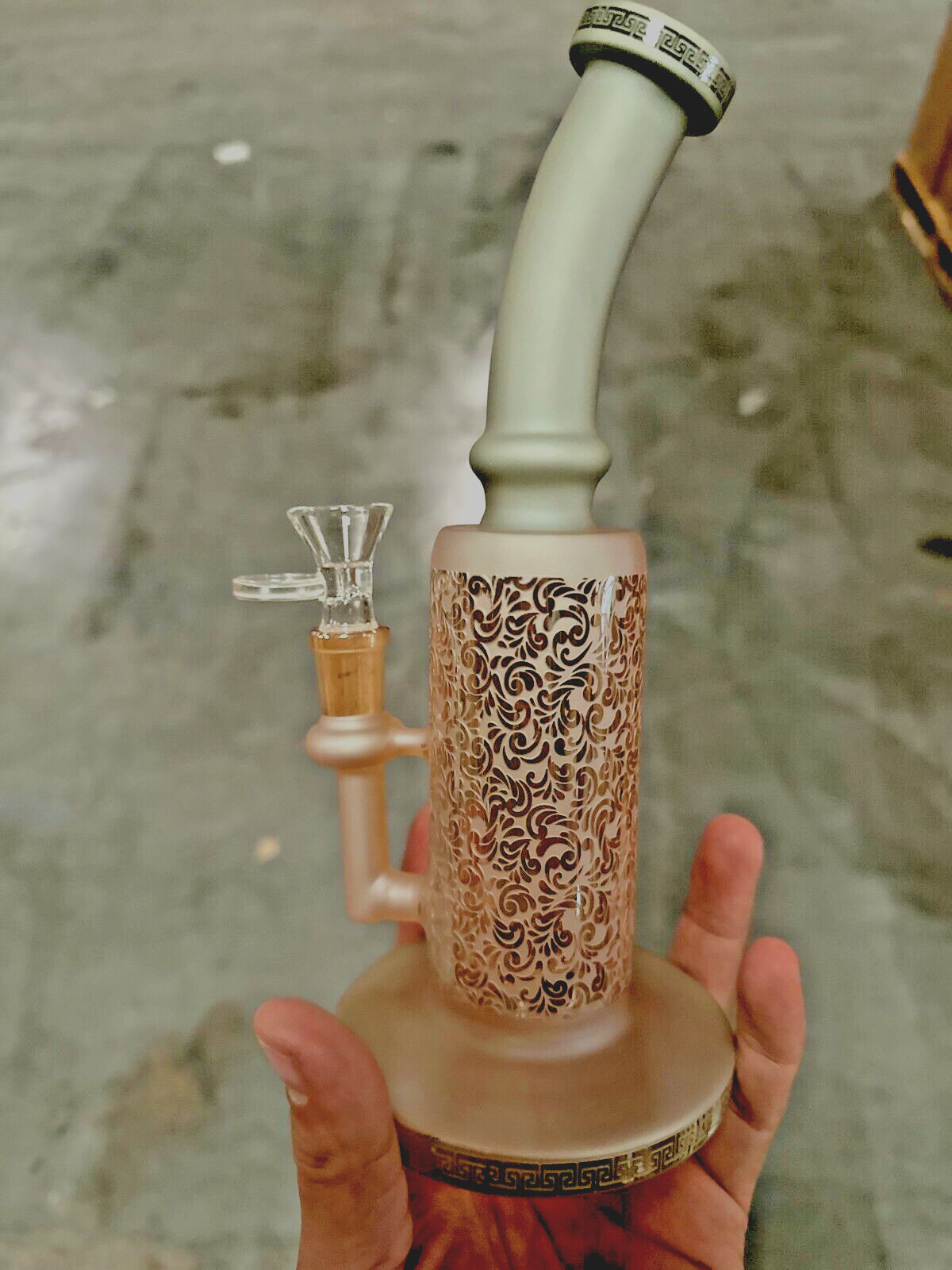 10″ Carved craft Glass Bongs Smoking Glass Water Pipe with 14mm Round handle
