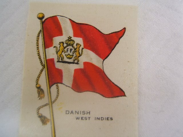 Vintage Lot of 5 Flags Tobacco Silks free ship VGC