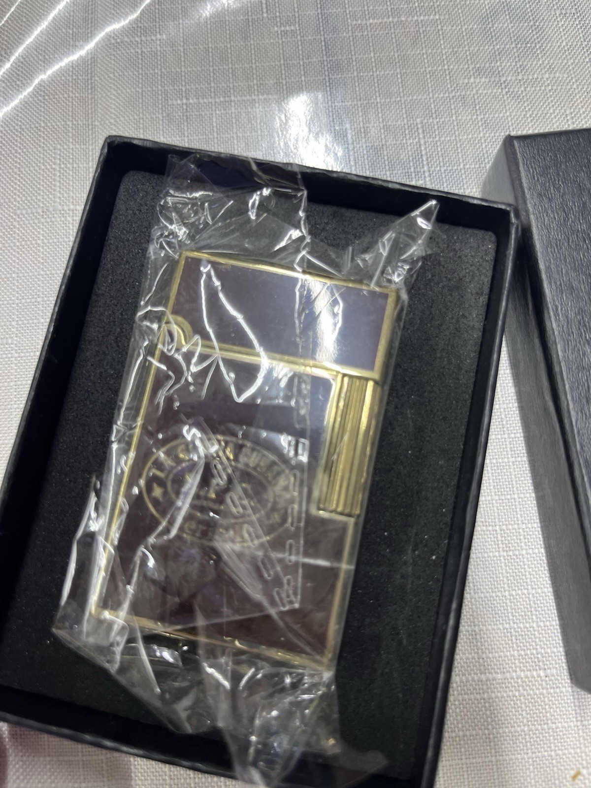 La Gloria Cubana de E.P.C. Serie R Cigarette Lighter Brown Gold NIB Never Used