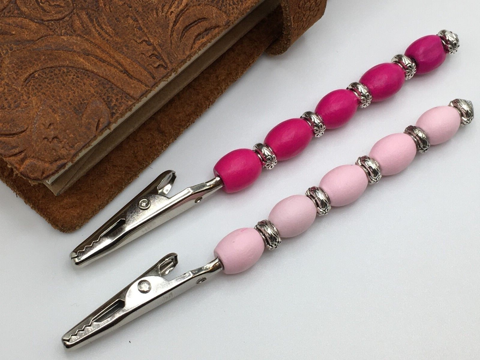 Bug’s Homemade Beaded Designer Roach Clip 4” Long – Pink/Silver