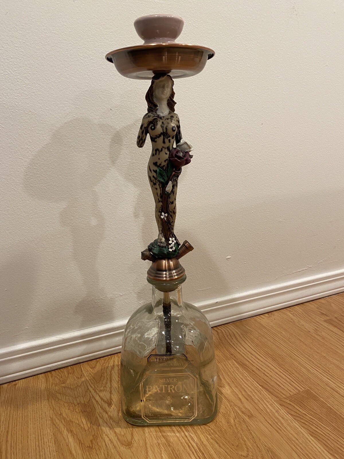 Nude Lady Patron Hooka -RARE- EXCELLENT CONDITION
