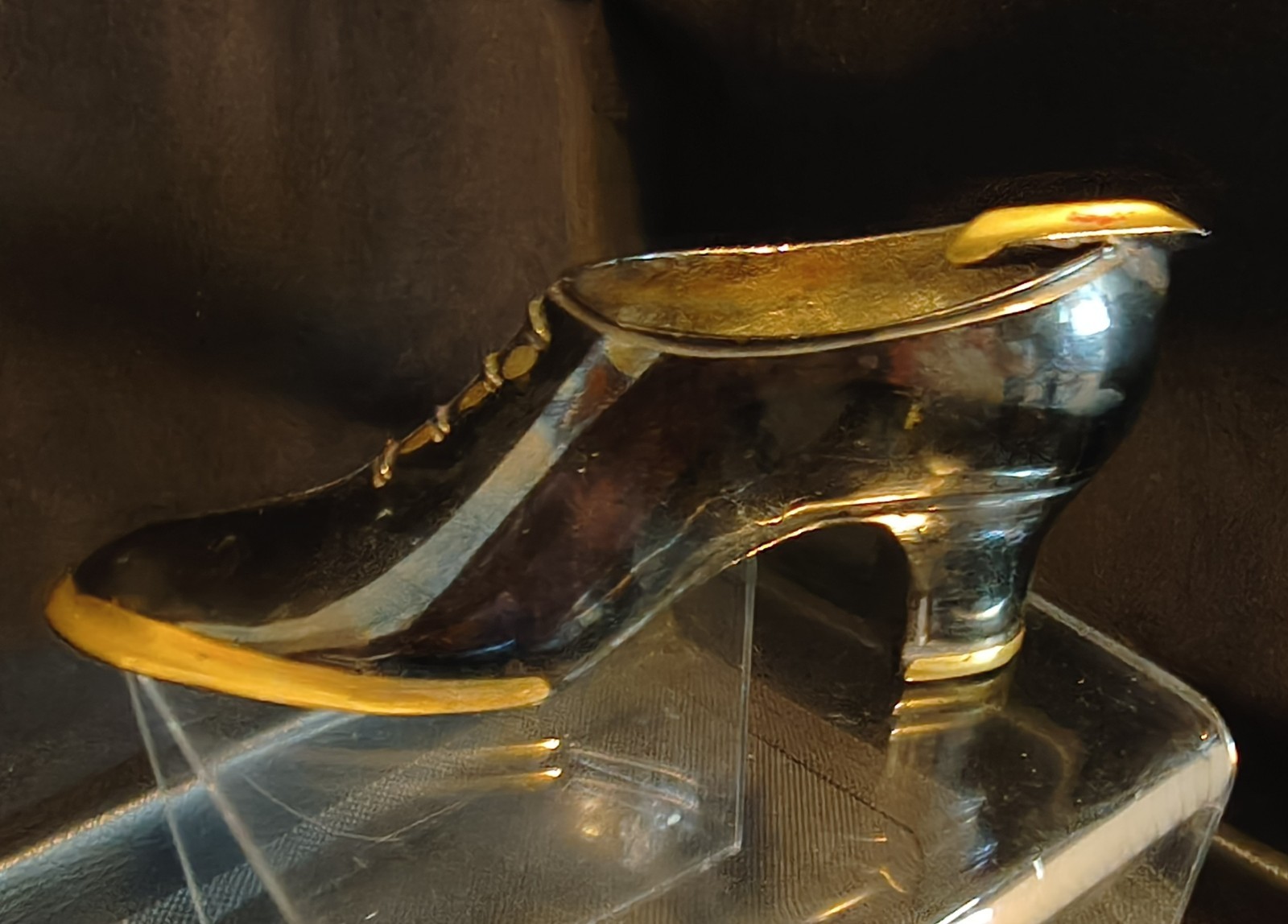 Vintage Individual Ashtray Black & Gold Metal High Heel Shoe