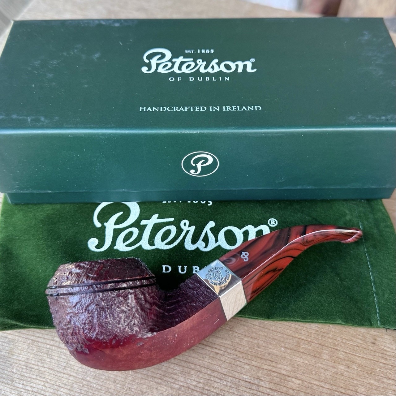 Peterson Irish Harp Sandblasted Bent Bulldog (80s) Tobacco Pipe – NEW