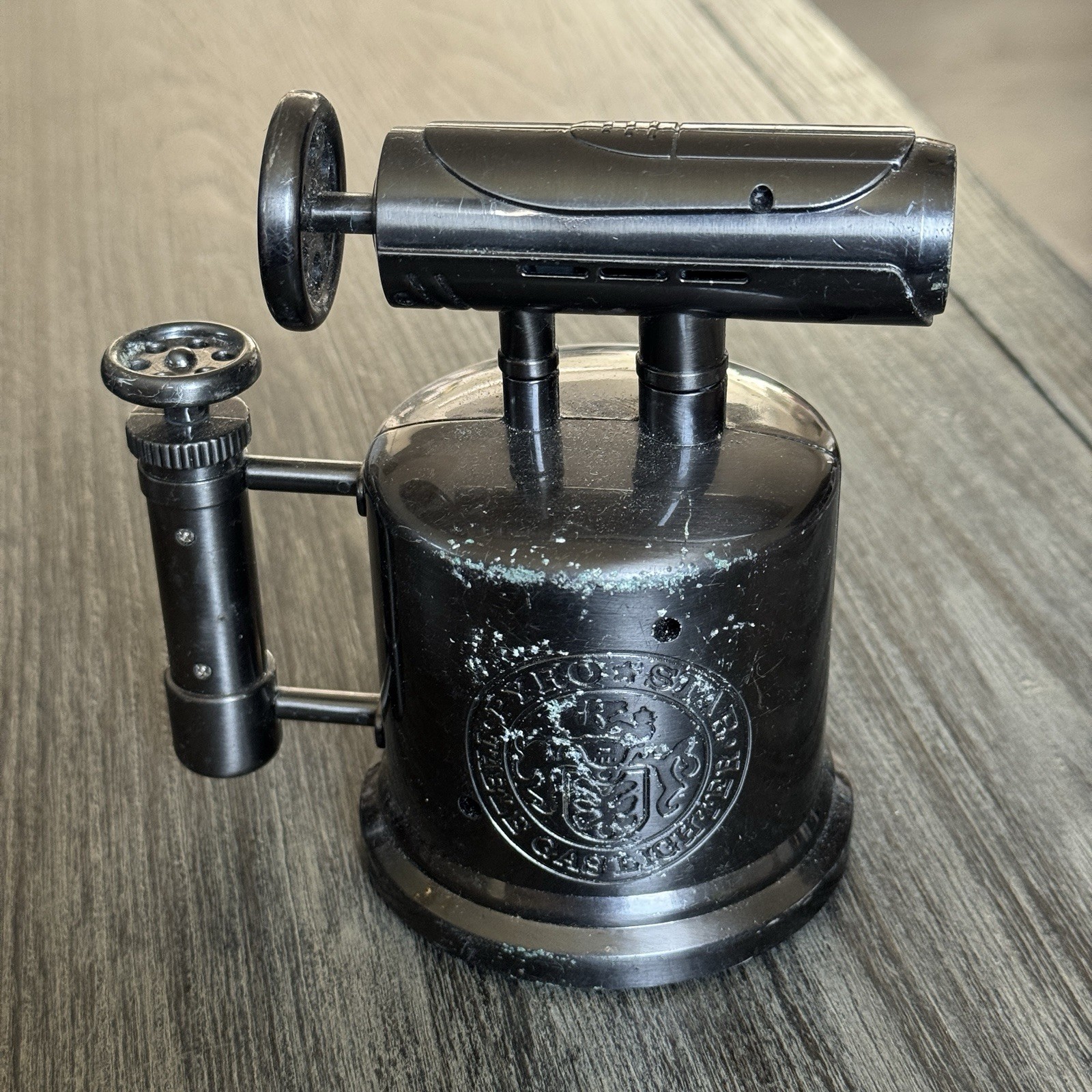 VECTOR Pyro Star Table Gas Lighter Cigar Starter Unique Jet Torch Flame