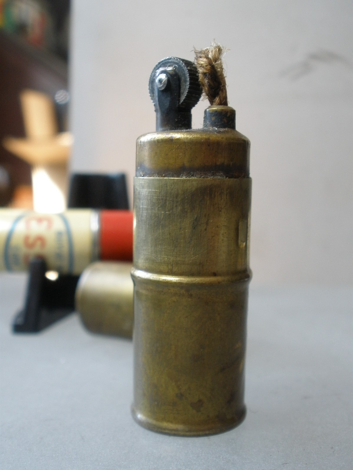 VINTAGE STRIKALITE PARK WESTON TUBE LIGHTERS ESSO GASOLINE FEDERAL TIRES 1930S