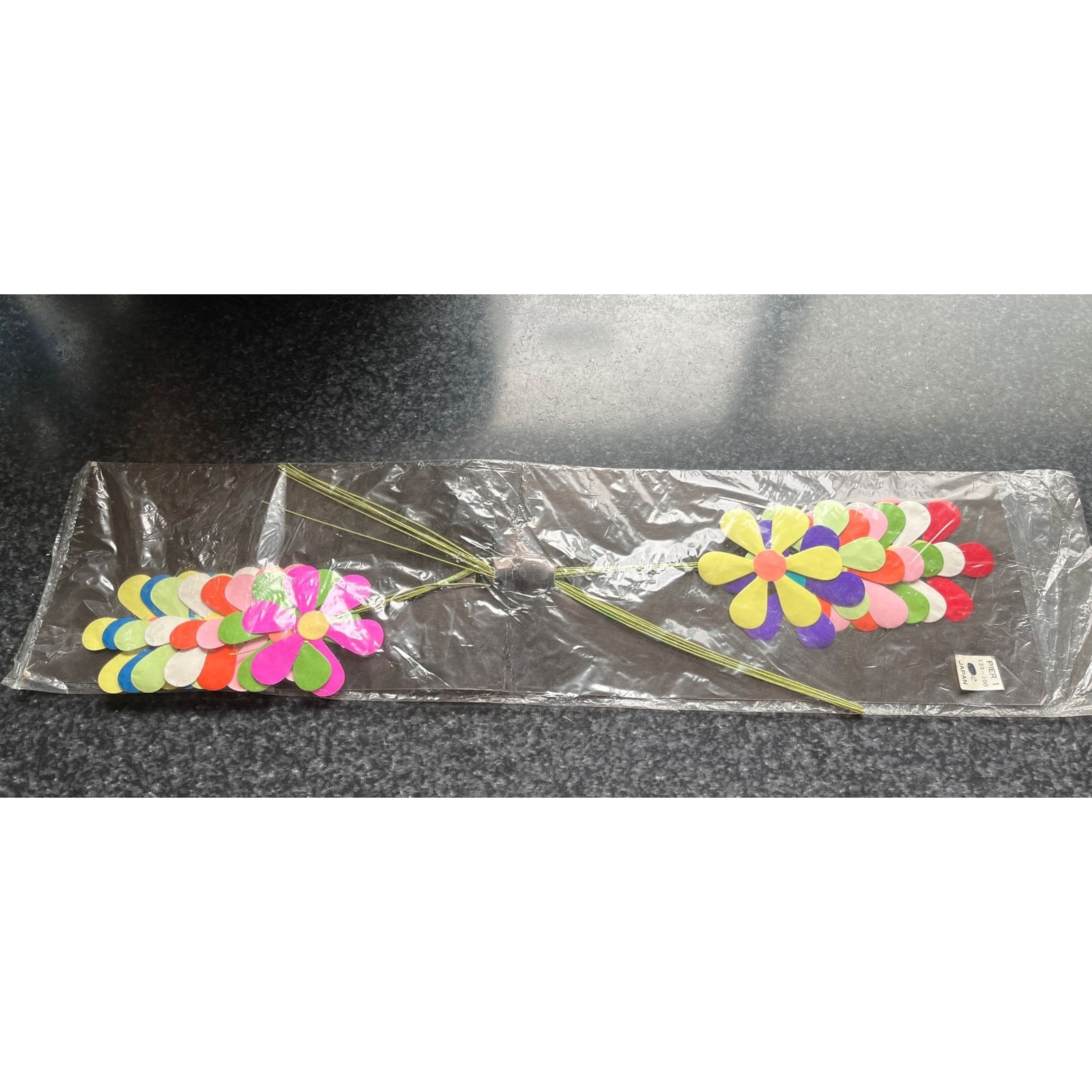 Vtg 1980’s 16 Daisy Paper Multicolored Flowers On Wires Pier One Made In Japan