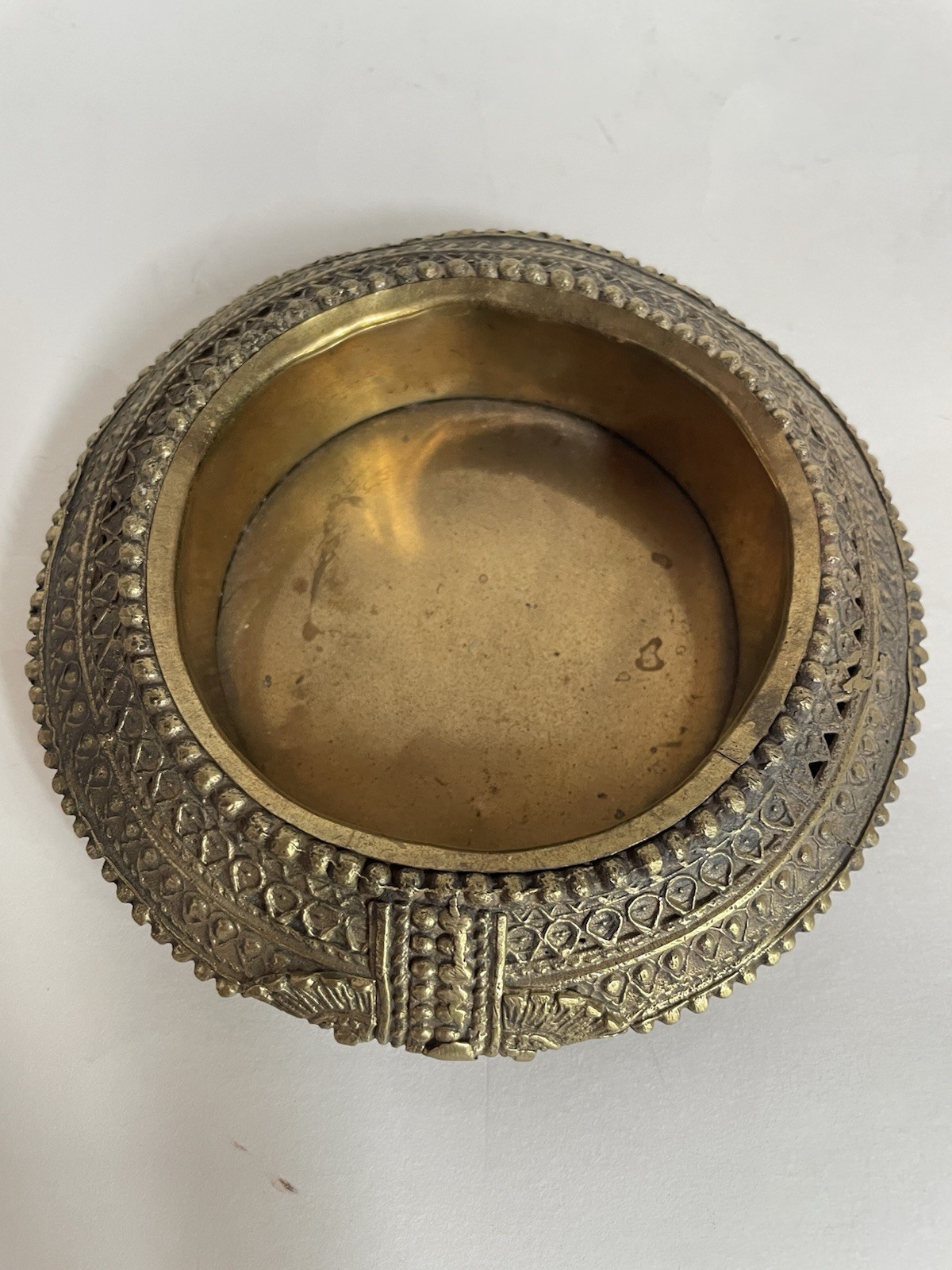 Tribal India Dhokra Ethnic Ankle Bracelet Brass Tray 5.5″Diameter