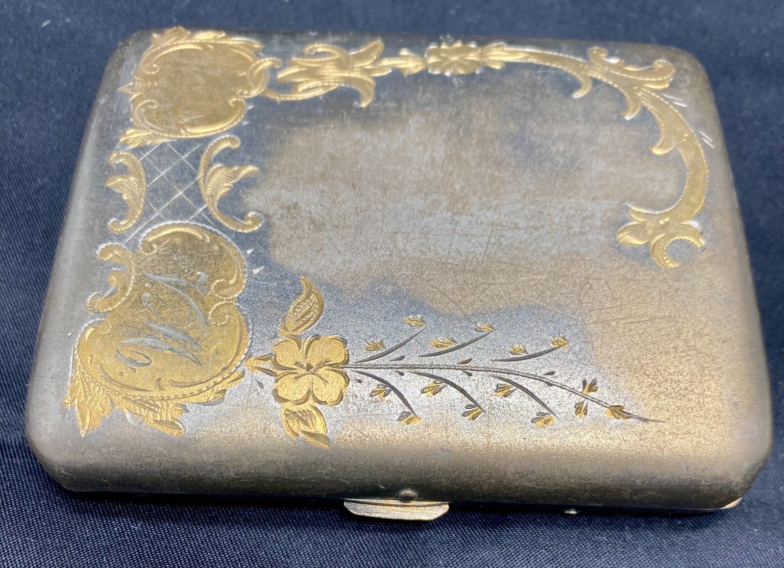 PAIR OF VINTAGE CIGAR CIGARETTE CASES ONE IN GERMAN SILVER & OTHER IN BRONZE