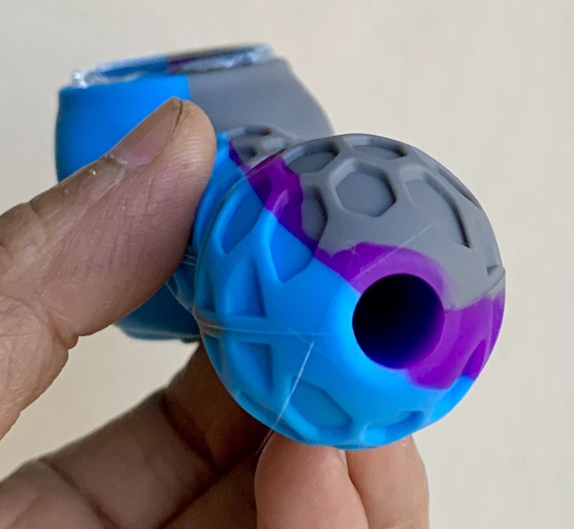 4.5 inch Skull Head Silicone Tobacco Smoking Hand Pipe-Carb hole on right side