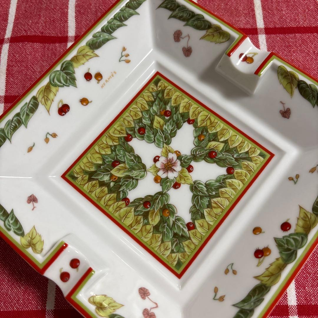 Hermes Paris Ashtray Cherry Fruit Porcelain Tray Plate Cigar No box